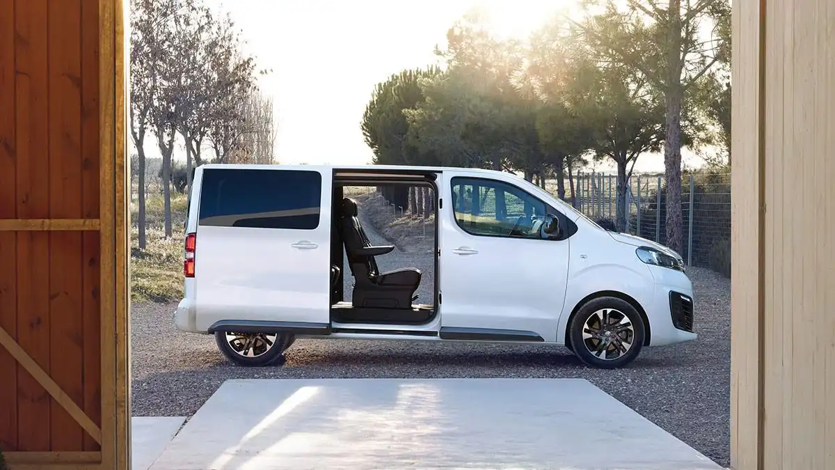 Opel Zafira Life 8+1